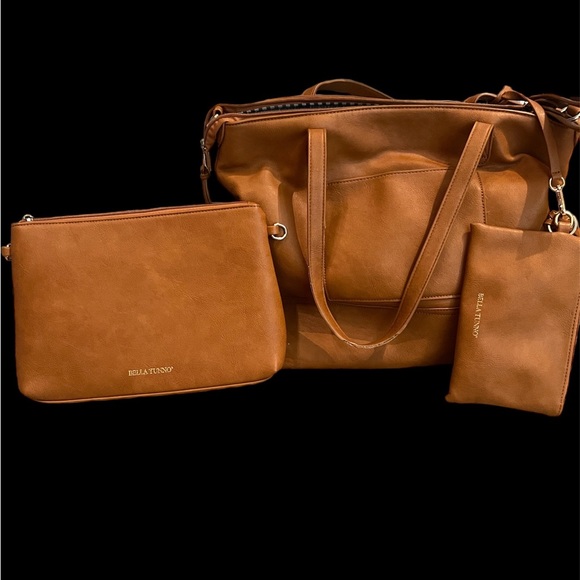 Bella Tunno 5 in 1 Tote Bag or Diaper Bag-Like new condition!!! - Picture 3 of 4